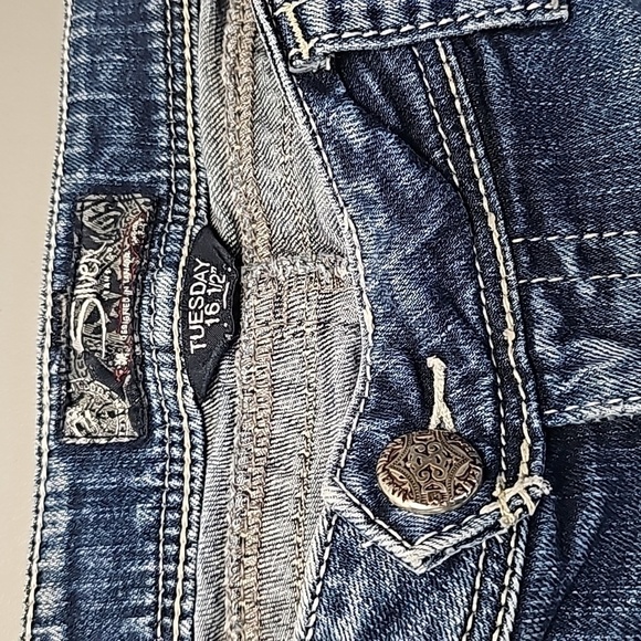 SILVER Tuesday 32x28 straight leg jeans - Picture 6 of 7